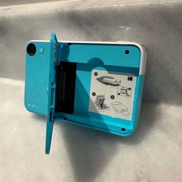 Kodak Printomatic Full-Color Instant Print Blue White Digital Camera Portable - Picture 4 of 4